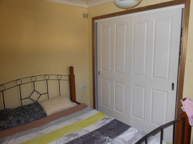 7 Clifton Street, Young NSW 2594