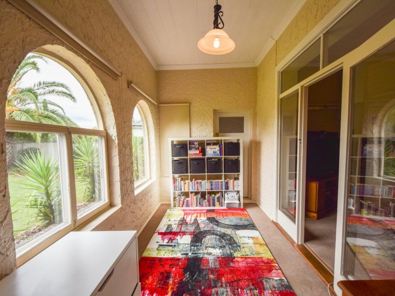 23 Elizabeth Street, Young NSW 2594