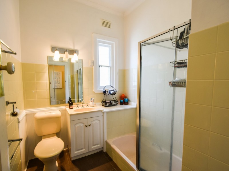 23 Elizabeth Street, Young NSW 2594