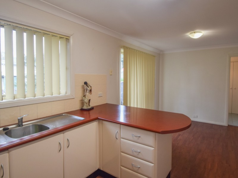 56 Caple Street, Young NSW 2594