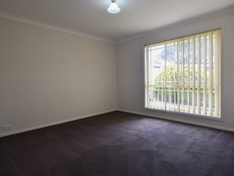 56 Caple Street, Young NSW 2594