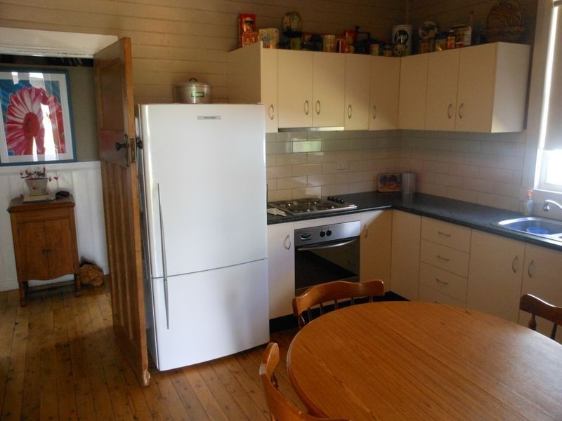 23 Caple Street, Young NSW 2594