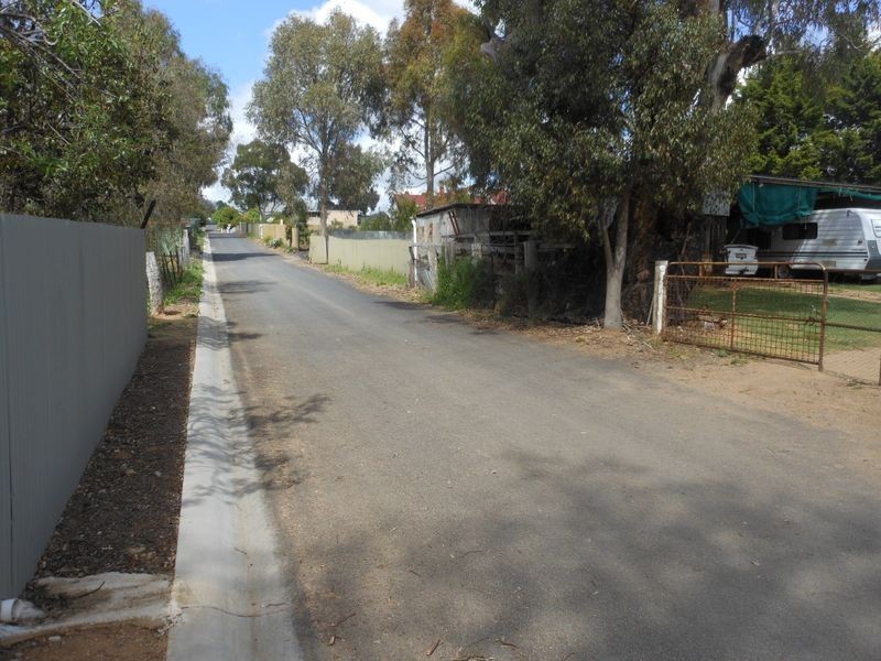 23 Caple Street, Young NSW 2594