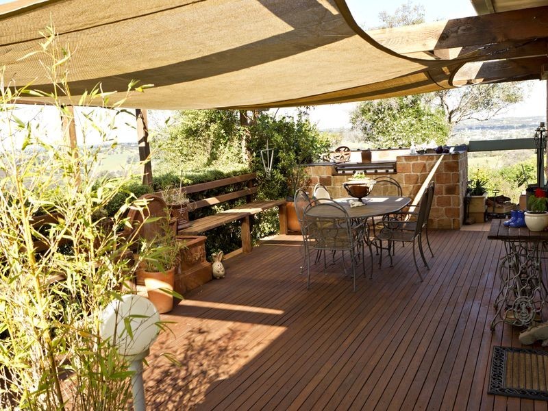 132 Belmore Rd, Young NSW 2594
