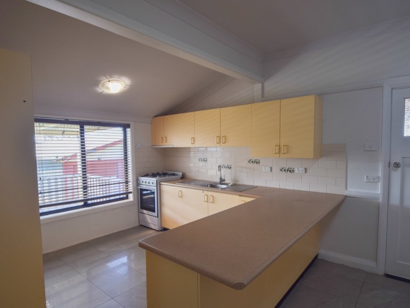 20 Elizabeth Street, Young NSW 2594