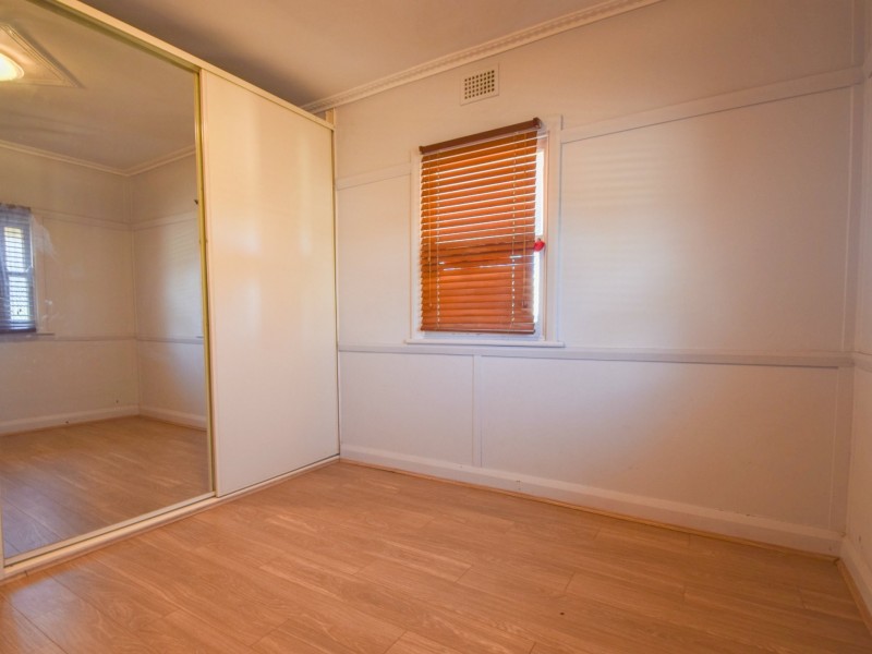 20 Elizabeth Street, Young NSW 2594