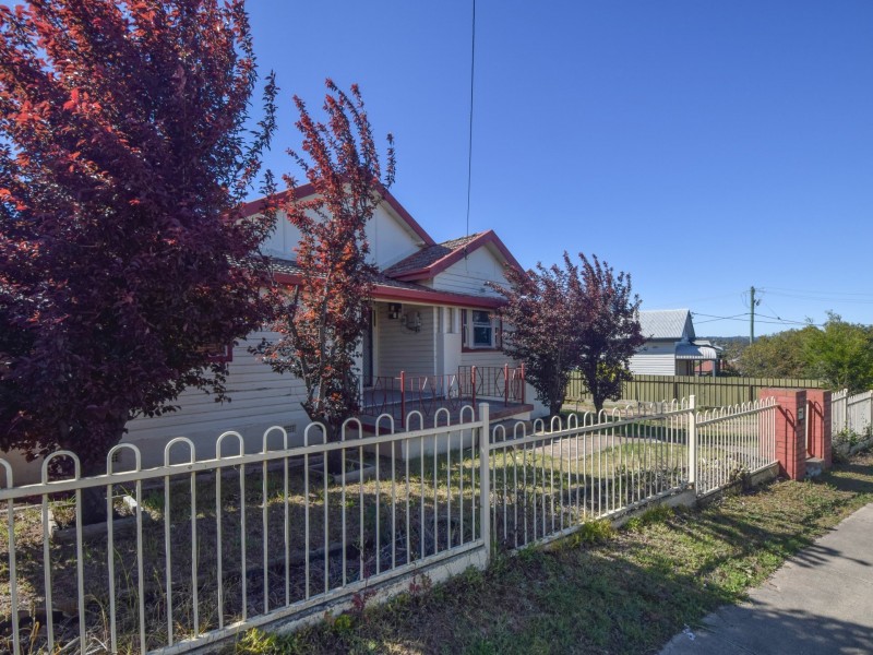 20 Elizabeth Street, Young NSW 2594