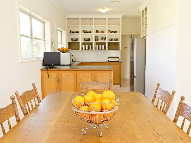 10 Normoyle Cresent, Young NSW 2594