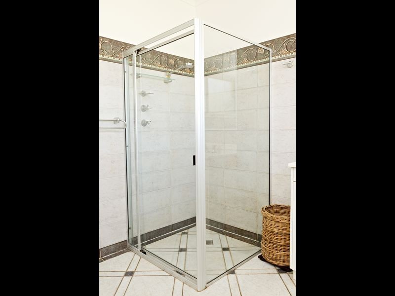 10 Normoyle Cresent, Young NSW 2594