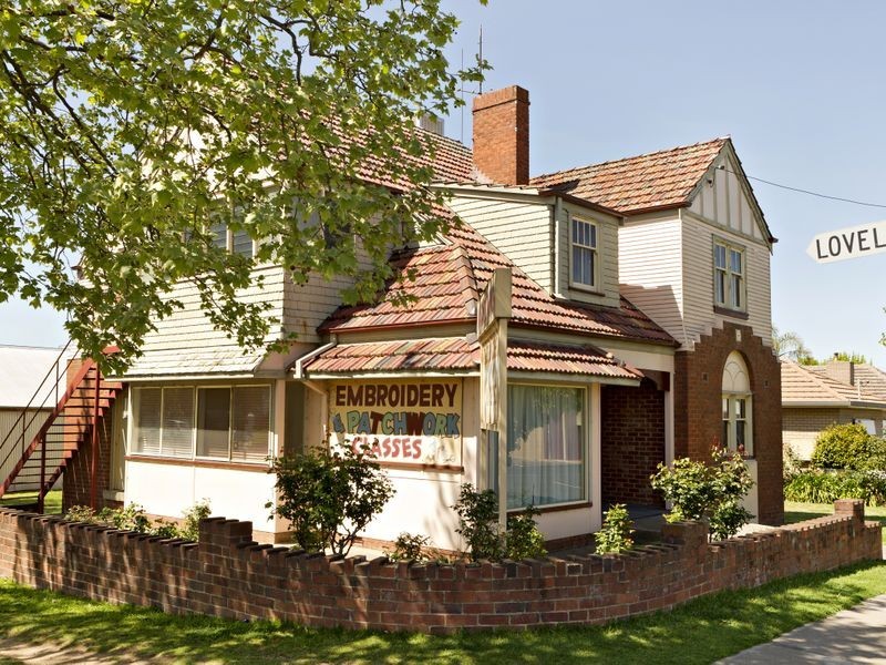 30 Clarke Street, Young NSW 2594