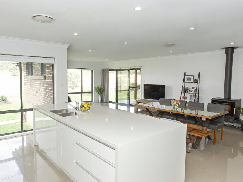 30 Dananbilla Drive, Young NSW 2594