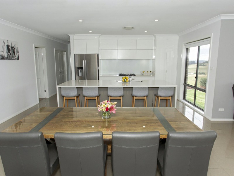 30 Dananbilla Drive, Young NSW 2594