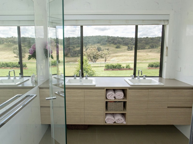 30 Dananbilla Drive, Young NSW 2594