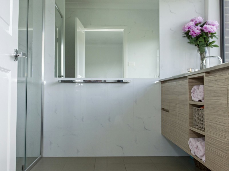 30 Dananbilla Drive, Young NSW 2594