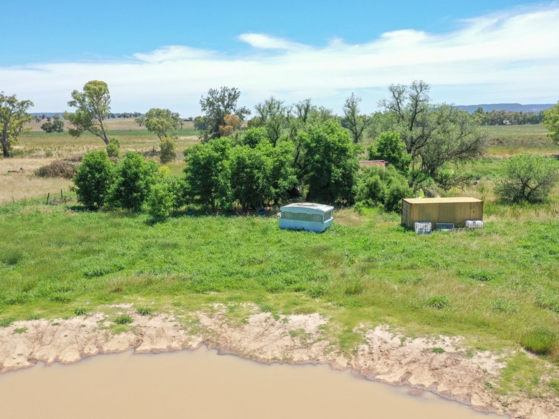 2605 Olympic Highway North, Young NSW 2594