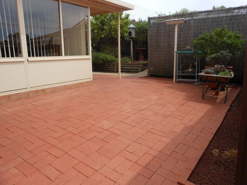 2A Jim Anderson Avenue, Young NSW 2594