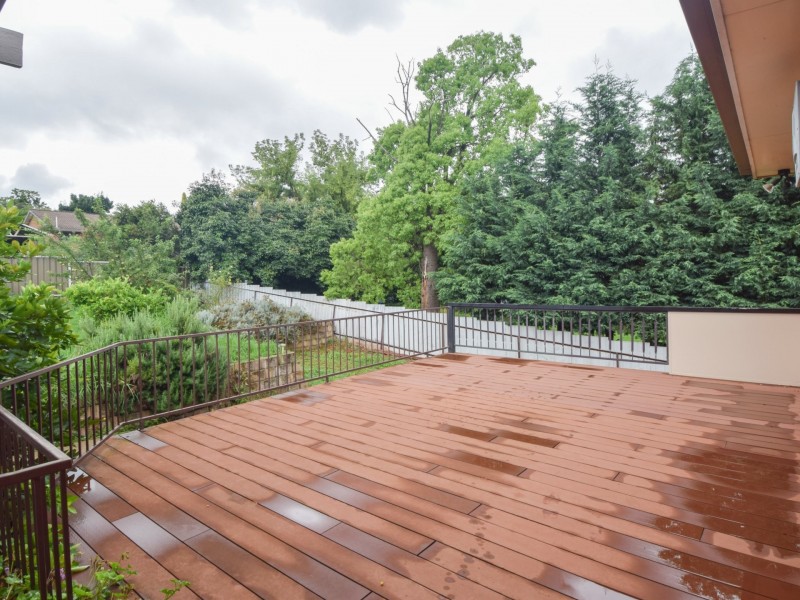 7 Keevil Drive, Young NSW 2594