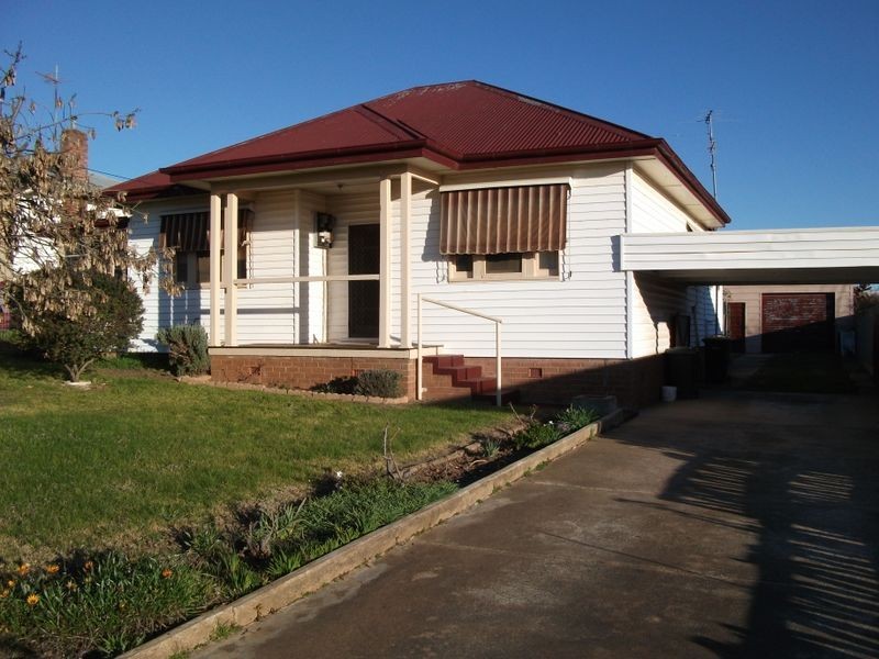 30 William Street, Young NSW 2594