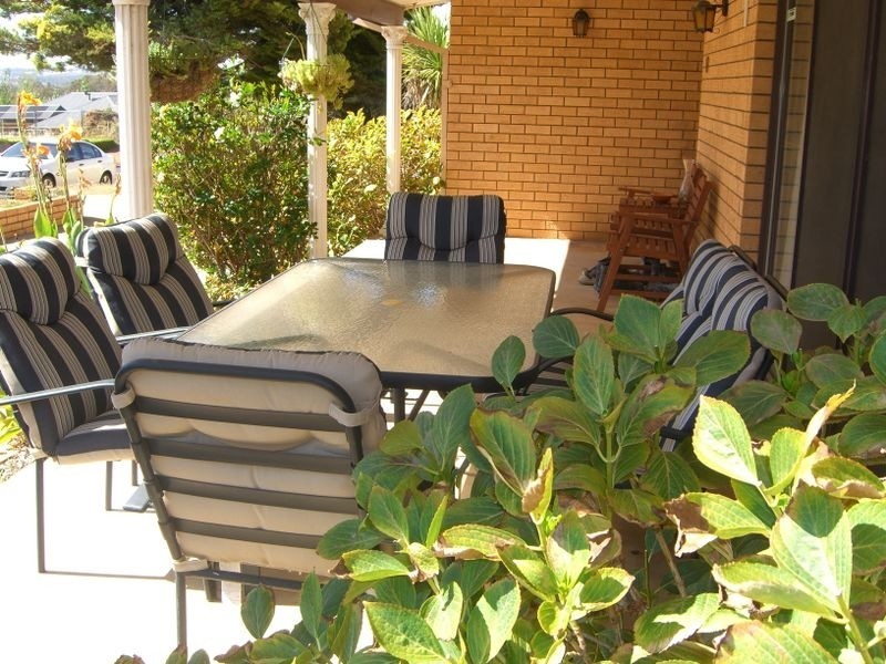 60 Fontenoy Street, Young NSW 2594