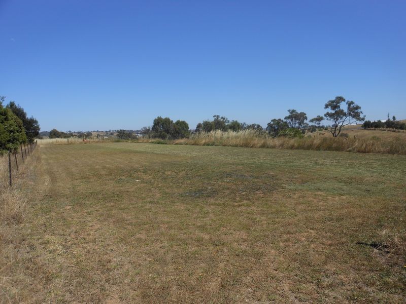 38 Byrne Close, Young NSW 2594