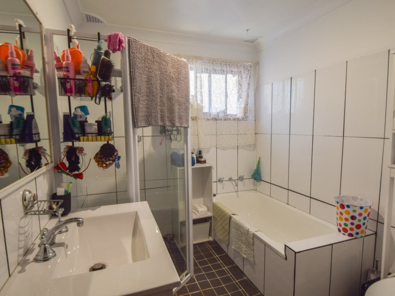 20 Nasmyth Street, Young NSW 2594