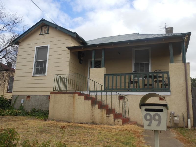 99 William Street, Young NSW 2594
