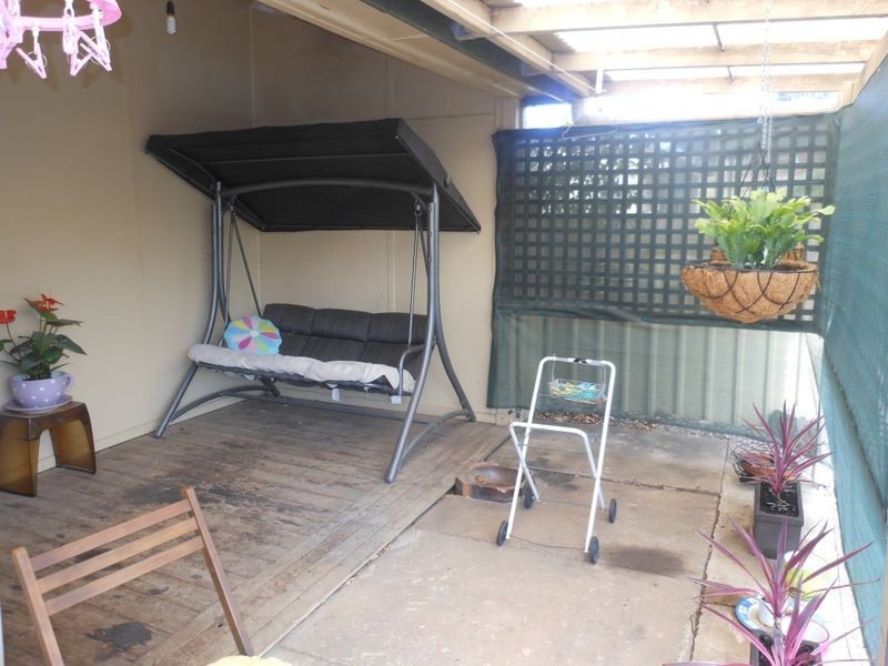 99 William Street, Young NSW 2594