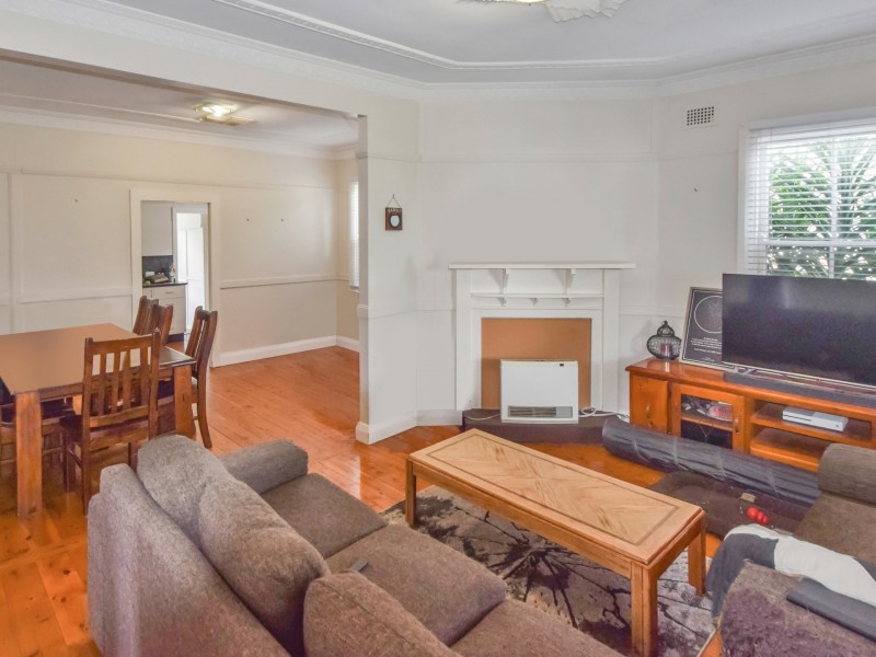 175 Nasmyth Street, Young NSW 2594