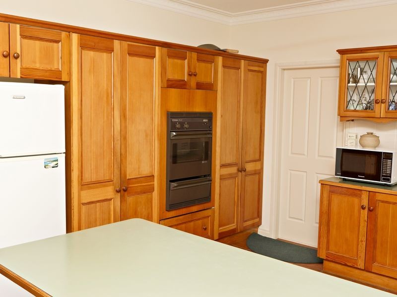 2407 Murringo Road, Young NSW 2594