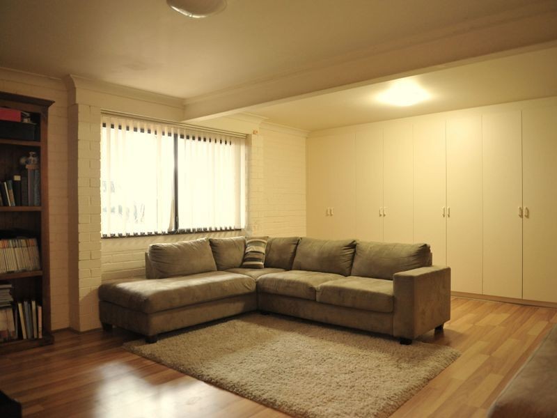 173 William Street, Young NSW 2594