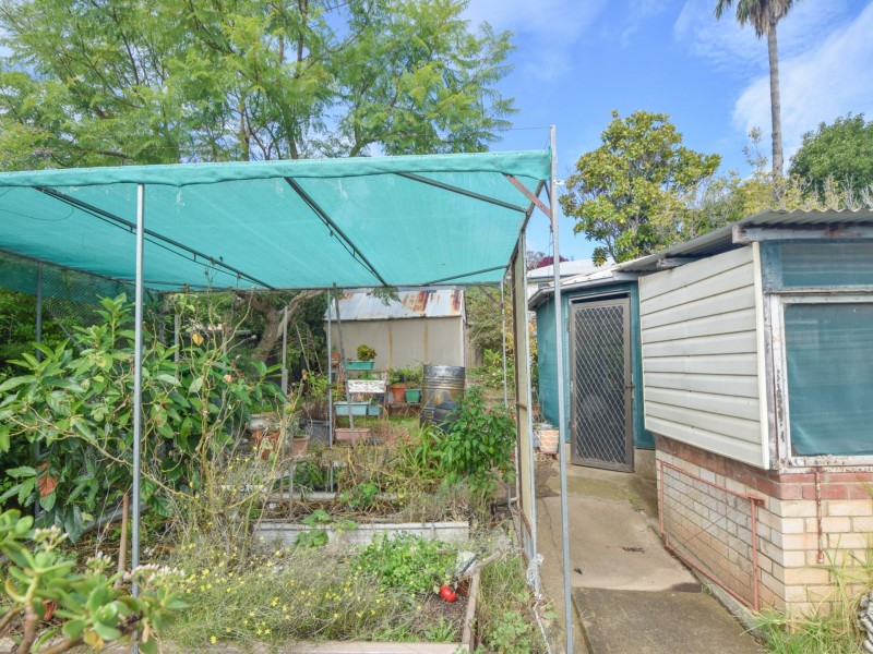 106 Berthong Street, Young NSW 2594
