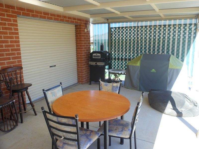 3 Jake Miller Place, Young NSW 2594