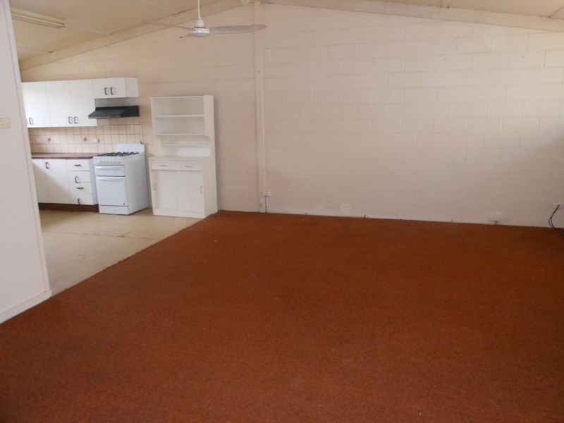 35 Nasmyth Street, Young NSW 2594