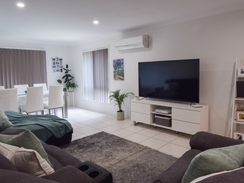 7 Molloy Place, Young NSW 2594