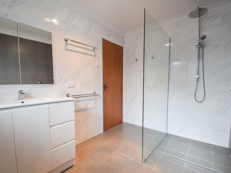 13 Willawong Street, Young NSW 2594