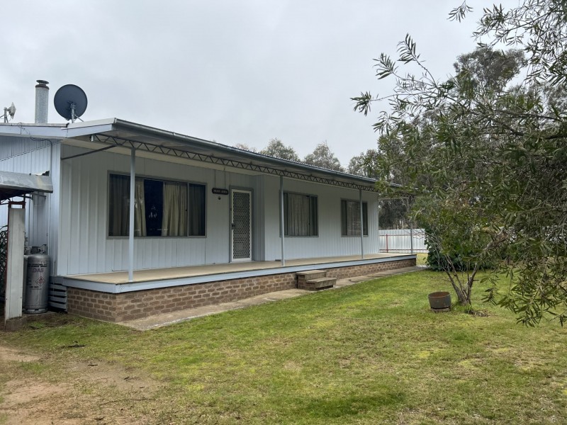38 Thistle Street, Monteagle NSW 2594