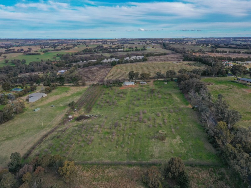 9 Heeley’s Lane, Young NSW 2594