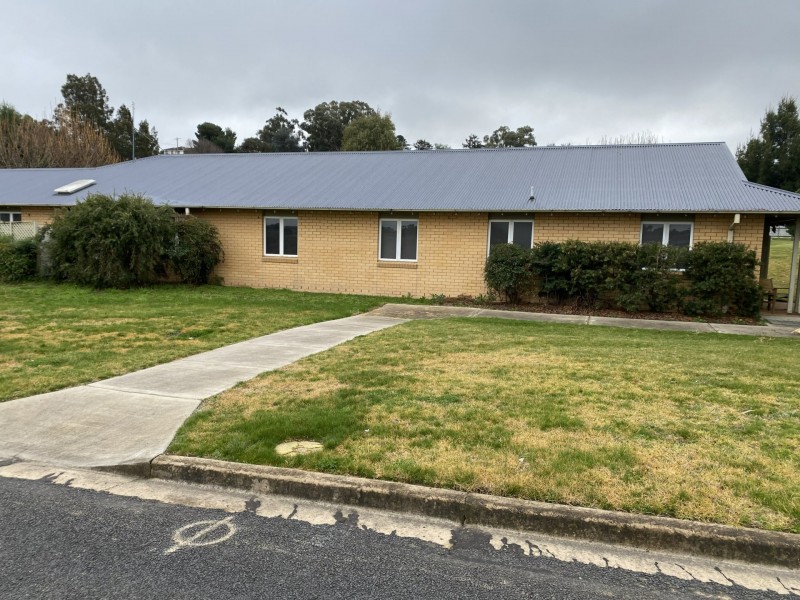 193 Nasmyth Street, Young NSW 2594