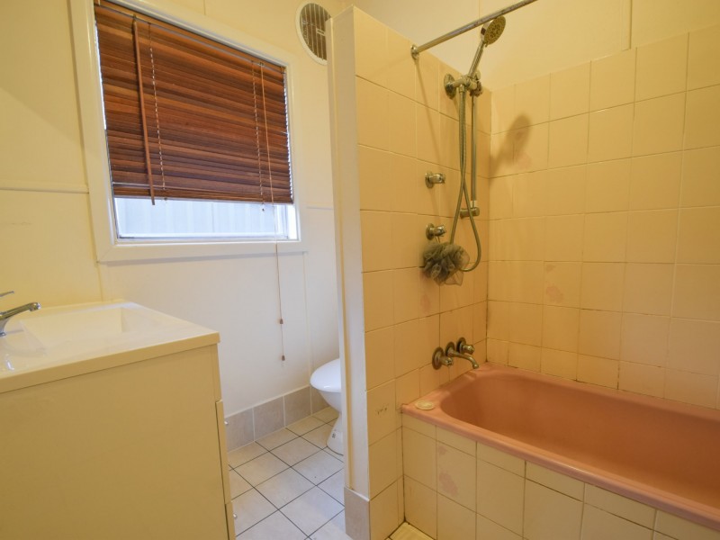 131 Nasmyth Street, Young NSW 2594