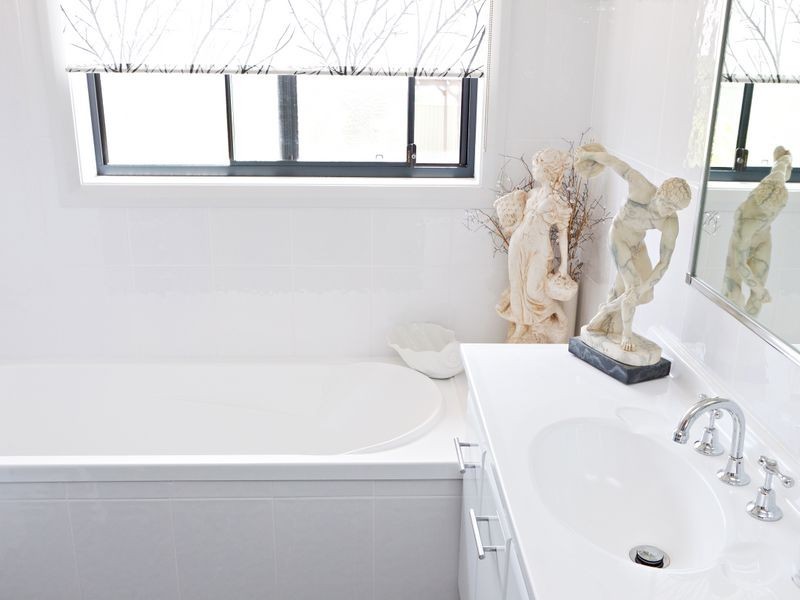 107 Thornhill Street, Young NSW 2594