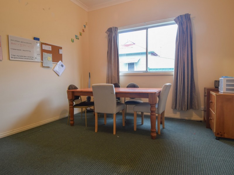 30 Currawong Street, Young NSW 2594
