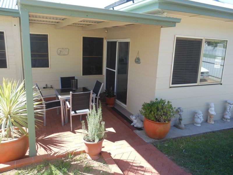 45 Yass St, Young NSW 2594