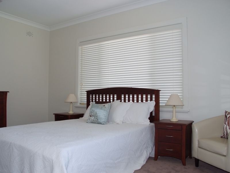 37 Elizabeth Street, Young NSW 2594