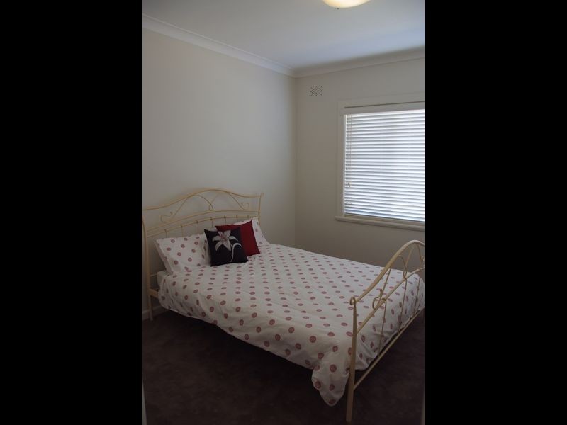 37 Elizabeth Street, Young NSW 2594