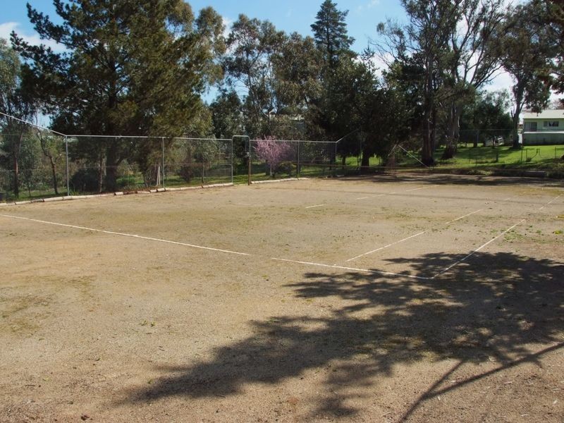 37 Elizabeth Street, Young NSW 2594