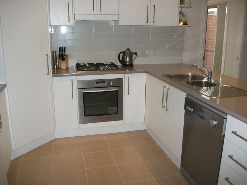 2-10 Petticoat Lane, Young NSW 2594