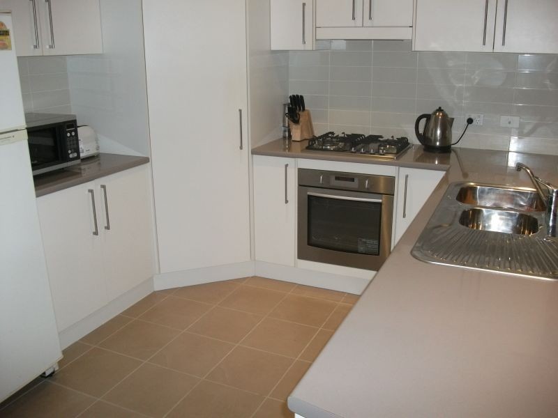 2-10 Petticoat Lane, Young NSW 2594