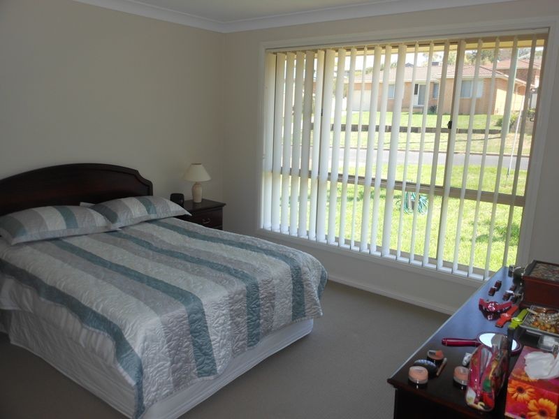 2-10 Petticoat Lane, Young NSW 2594