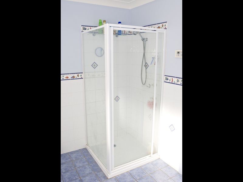 22 Anderson Avenue, Young NSW 2594