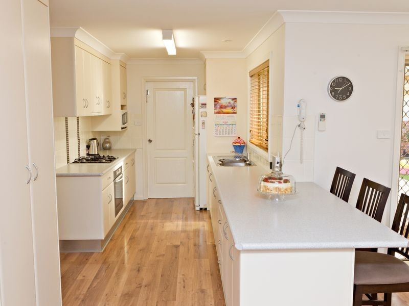 9 Hambrook Place, Young NSW 2594